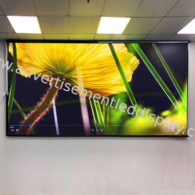 Увлажнительно-защищенный внутренний HD LED рекламный дисплей Компьютер синхронное управление